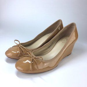 SAKS FIFTH AVENUE Wedge Pumps in Natural Camel Beige